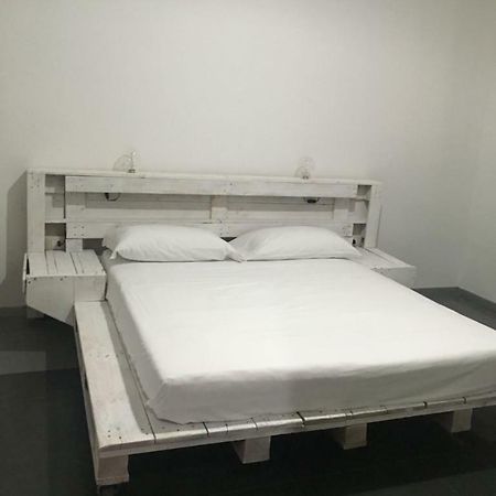 Ateneo Apartments Centro Storico Lecce Luaran gambar